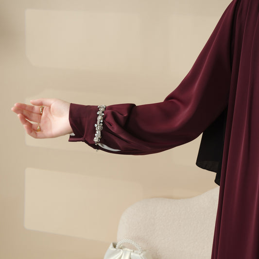 Luxurious Three-Piece Mahram-Abaya Set with Designer Sleeves