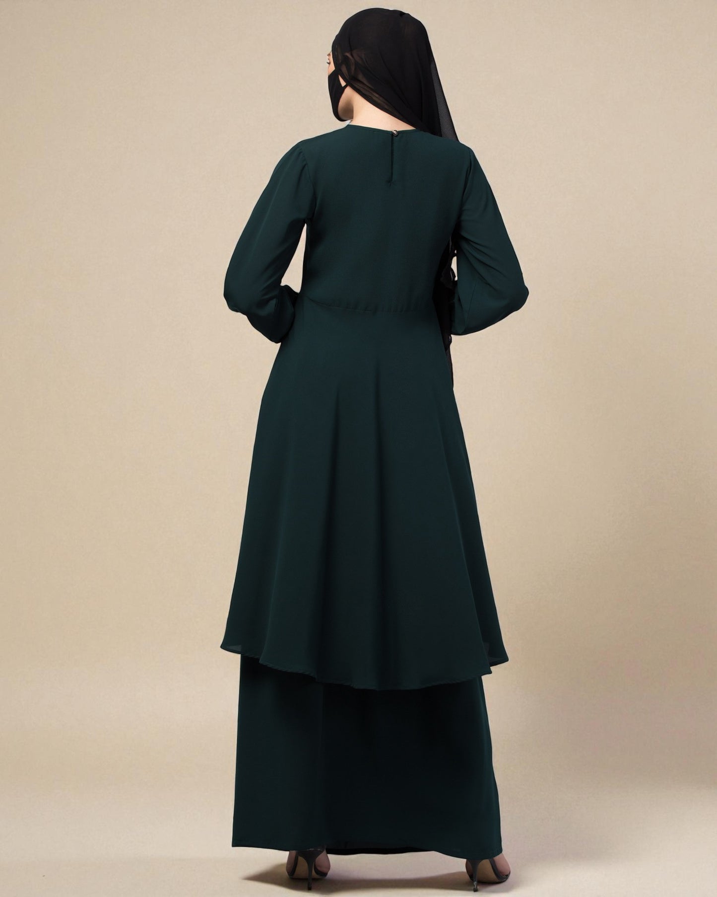 Modest Co-ord Set: Loose-Fit Long Top with Elasticated Sleeves and Flared Skirt.