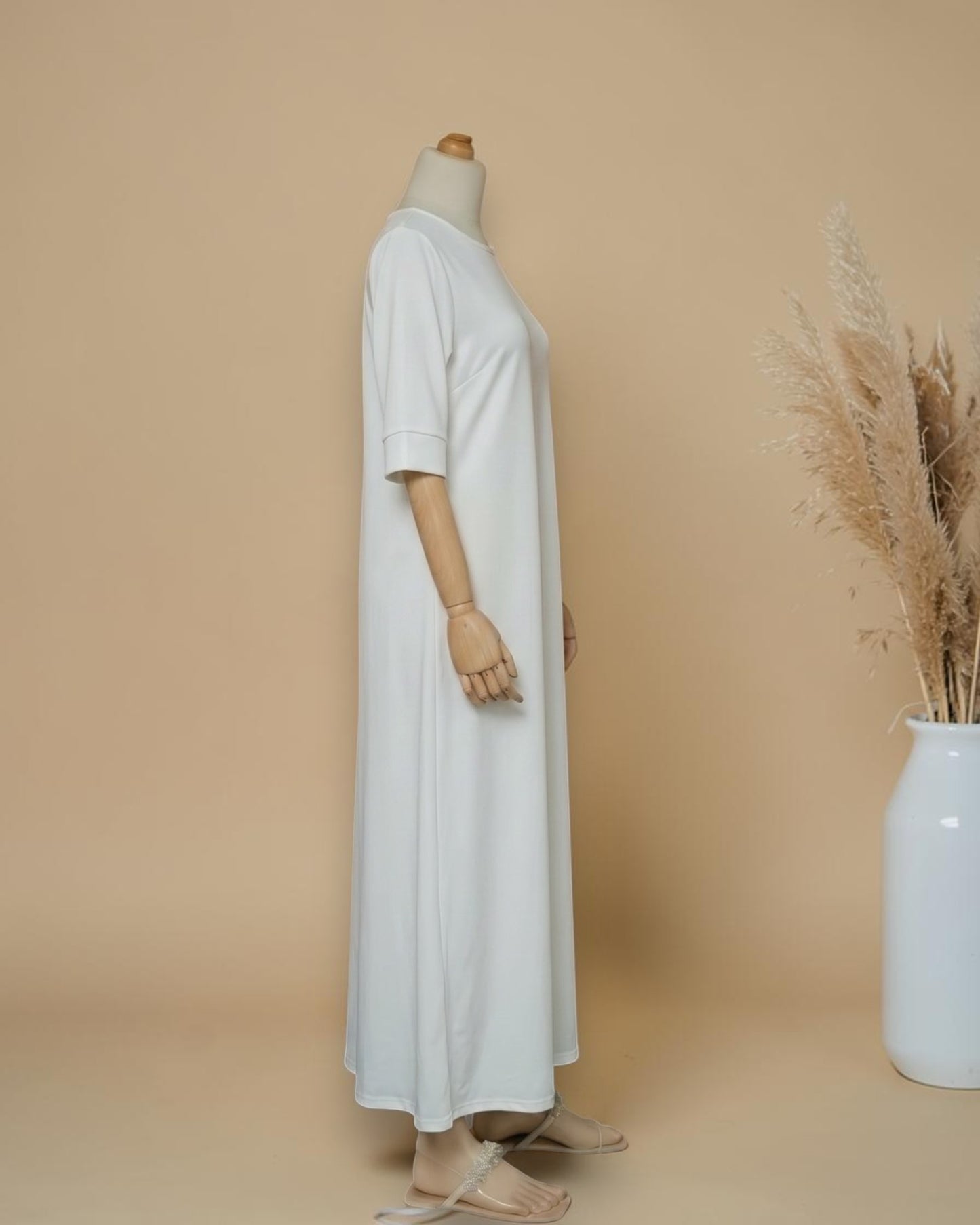 Half Sleeves Inner Abaya in Flow Crepe Fabric with Back Keyhole | White