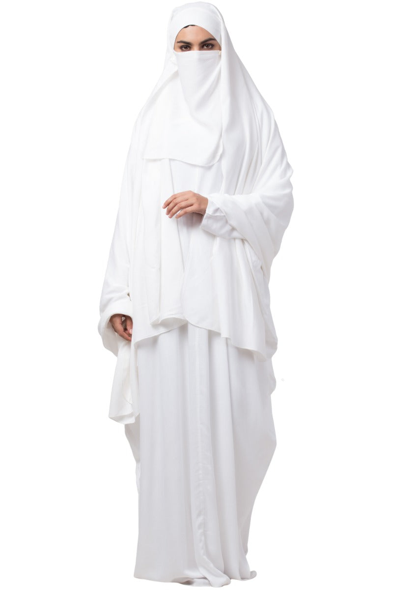 White kaftan and Irani Chadar Combo In Rayon Fabric