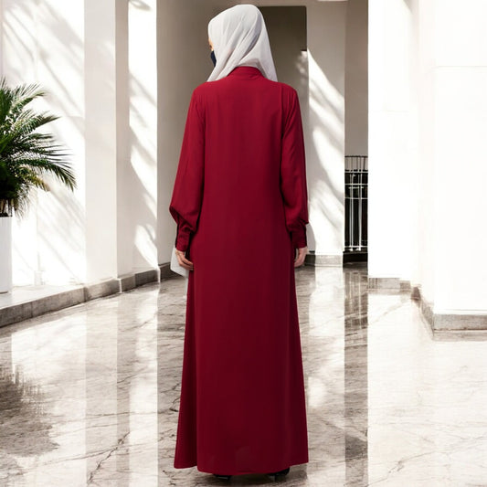 Abaya With Pleats and Side Opening In Stretchable Fabric