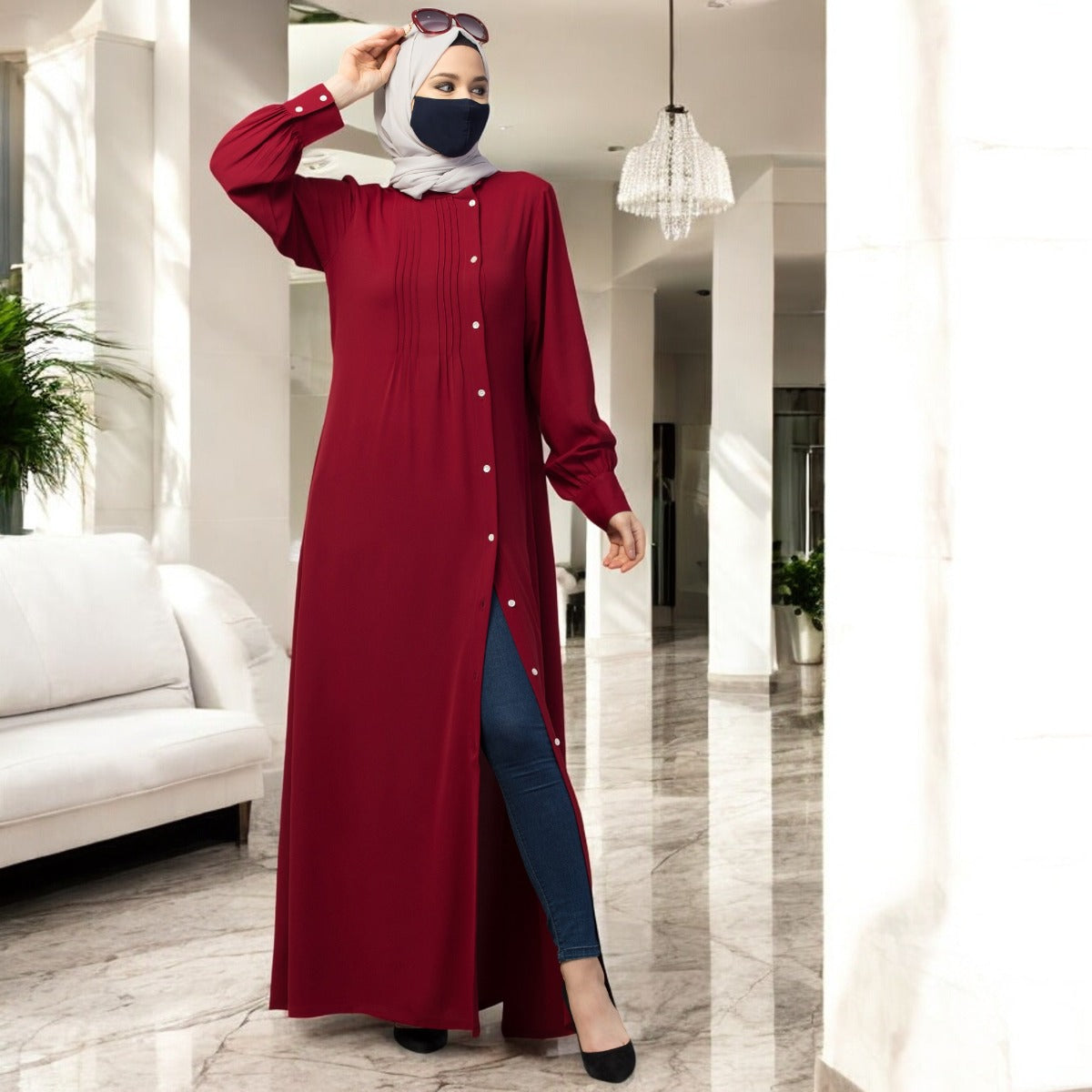 Abaya With Pleats and Side Opening In Stretchable Fabric