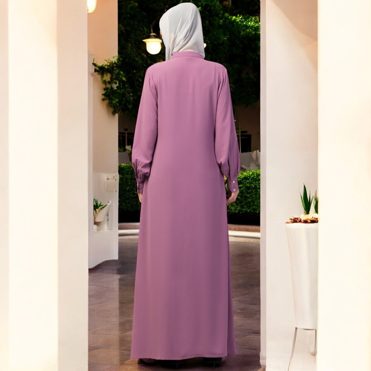 Abaya With Pleats and Side Opening In Stretchable Fabric