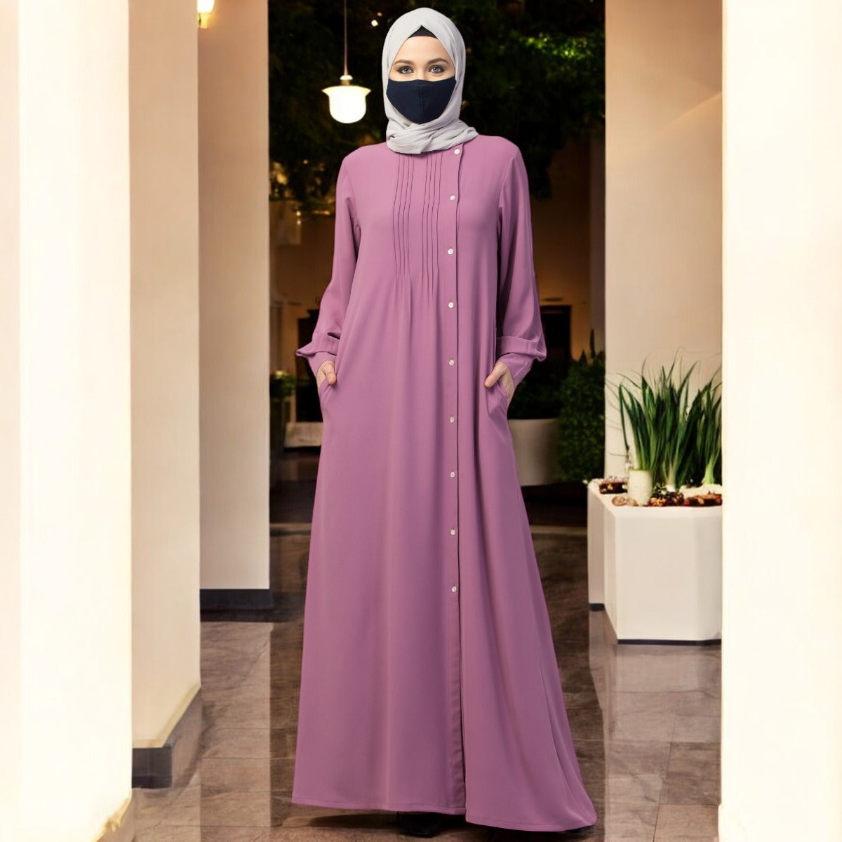 Abaya With Pleats and Side Opening In Stretchable Fabric