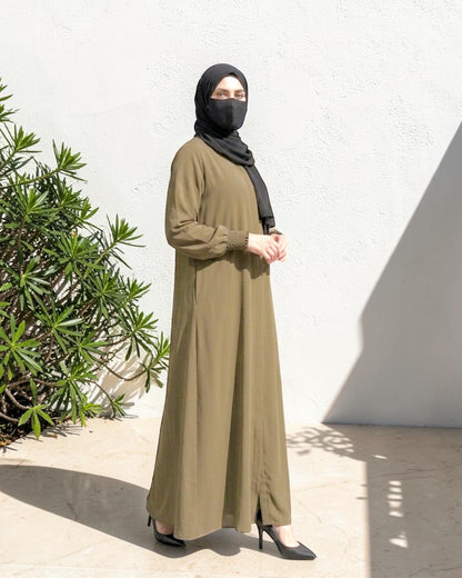Front Open Abaya with Zipper Opening, Umbrella Flare and Matching Belt