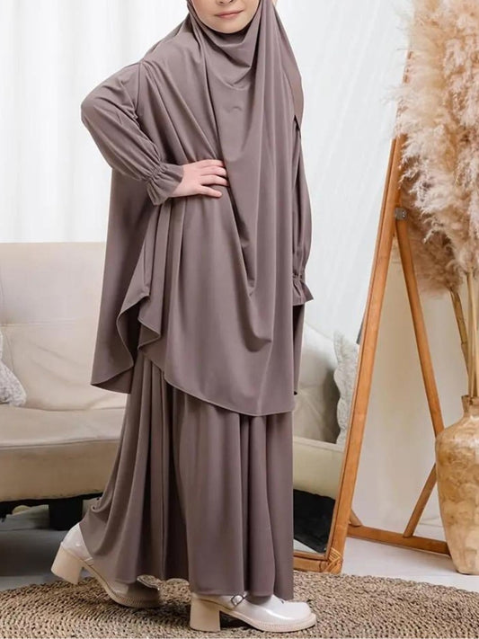 Two-Piece Abaya Set with Coordinated Sleeveless Khimar Hijab