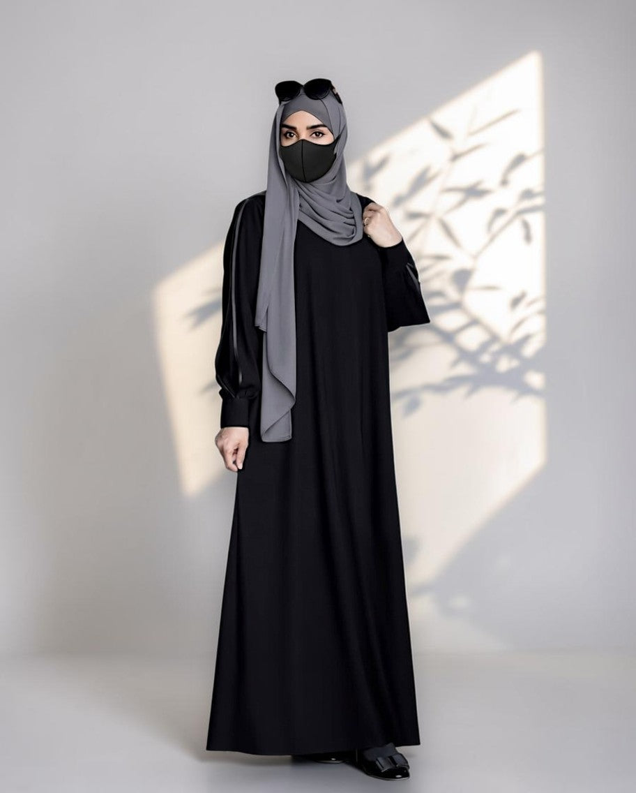 Designer Black Closed Abaya with Sleeve Piping and Pockets