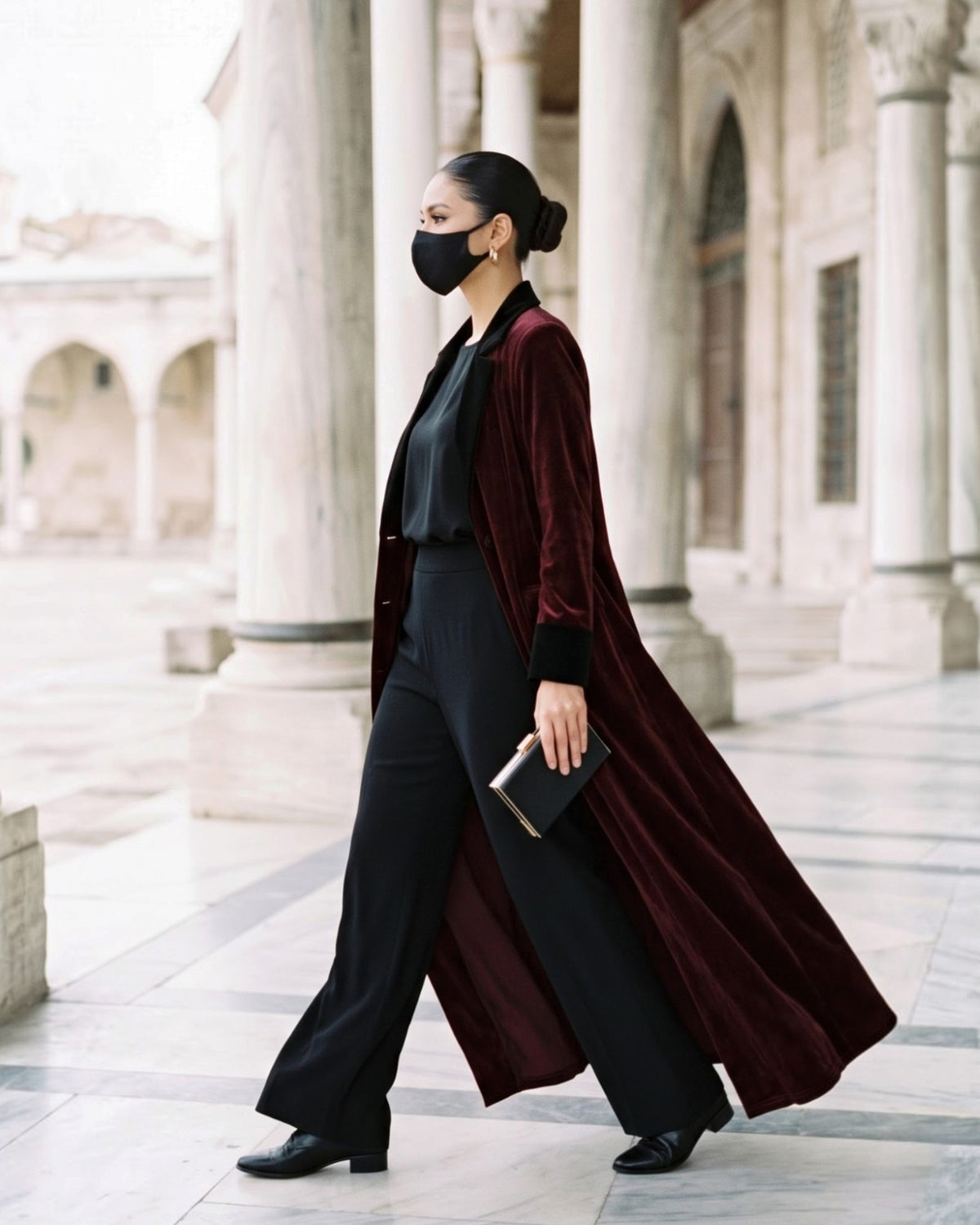 Executive Contrast Velvet Abaya Coat