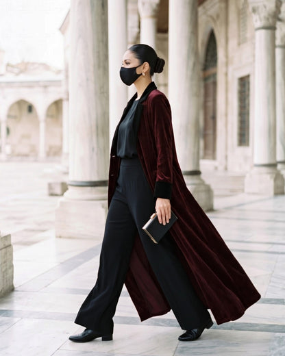 Executive Contrast Velvet Abaya Coat