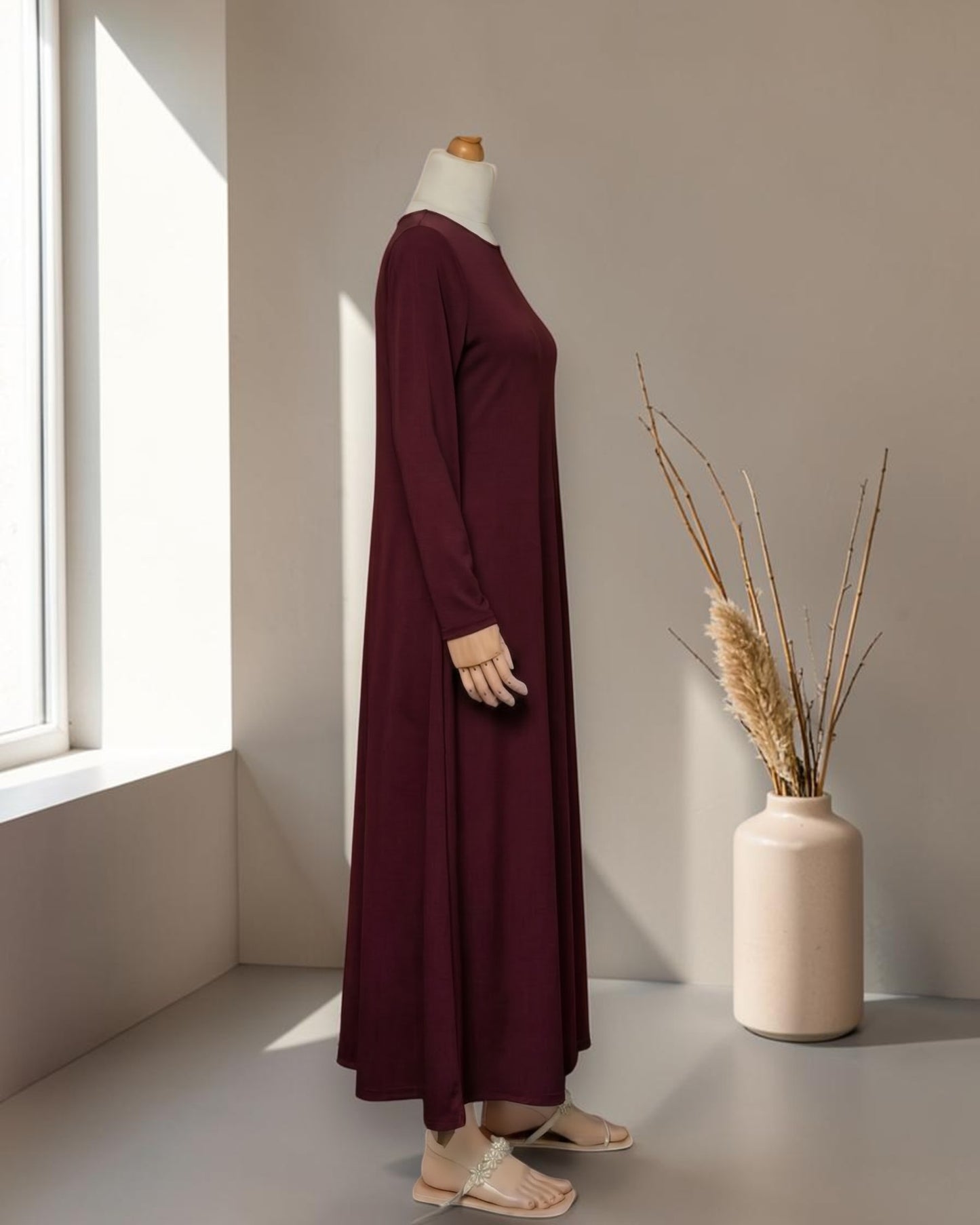 Full Sleeves Inner Abaya in Flow Crepe Fabric with Back Keyhole | Maroon