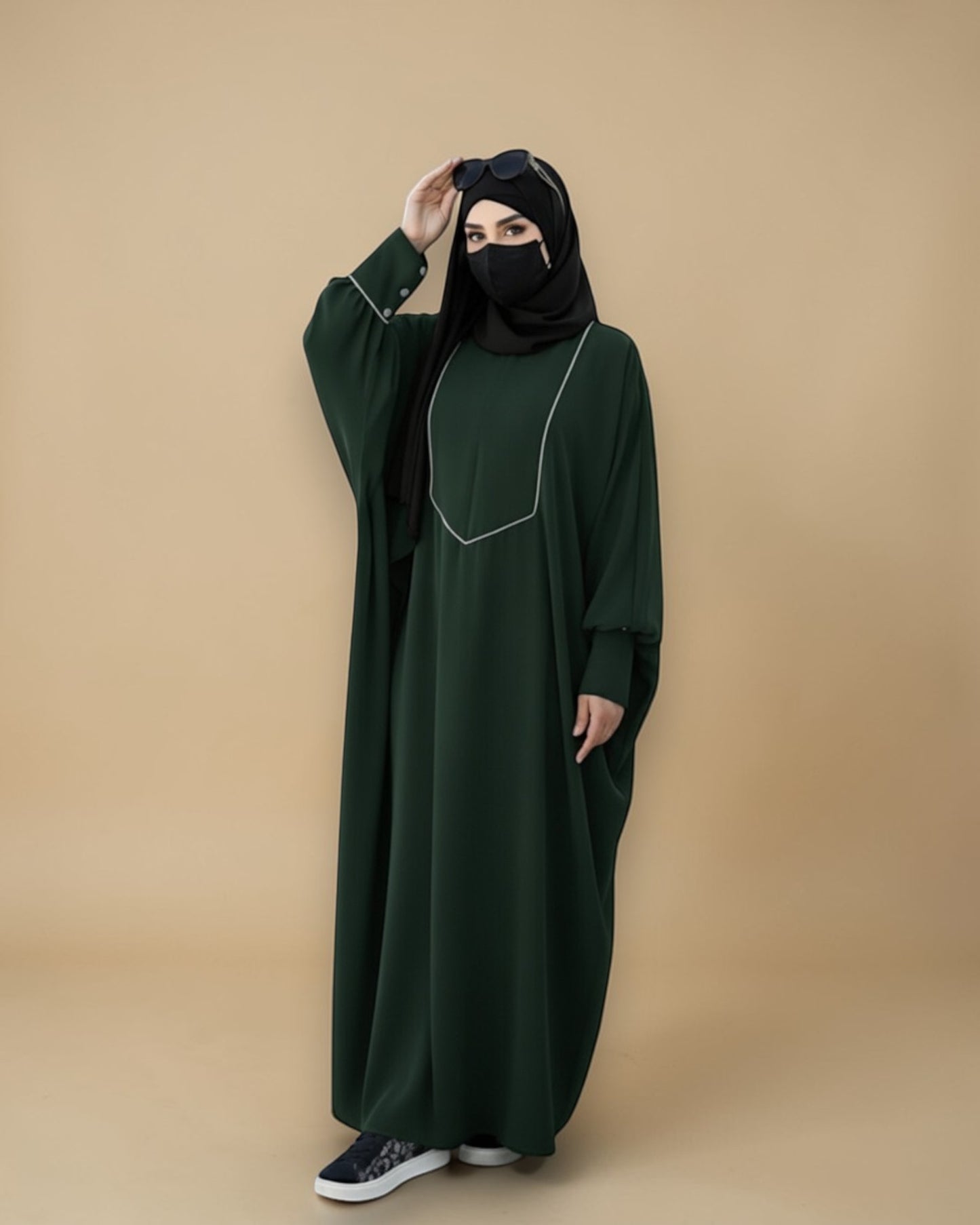 Free Size Kaftan with White Piping, Zipper Opening & Cuffed Sleeves in Premium Fabric, Includes Hijab