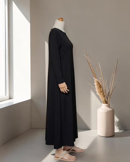 Full Sleeves Inner Abaya in Flow Crepe Fabric with Back Keyhole | Black