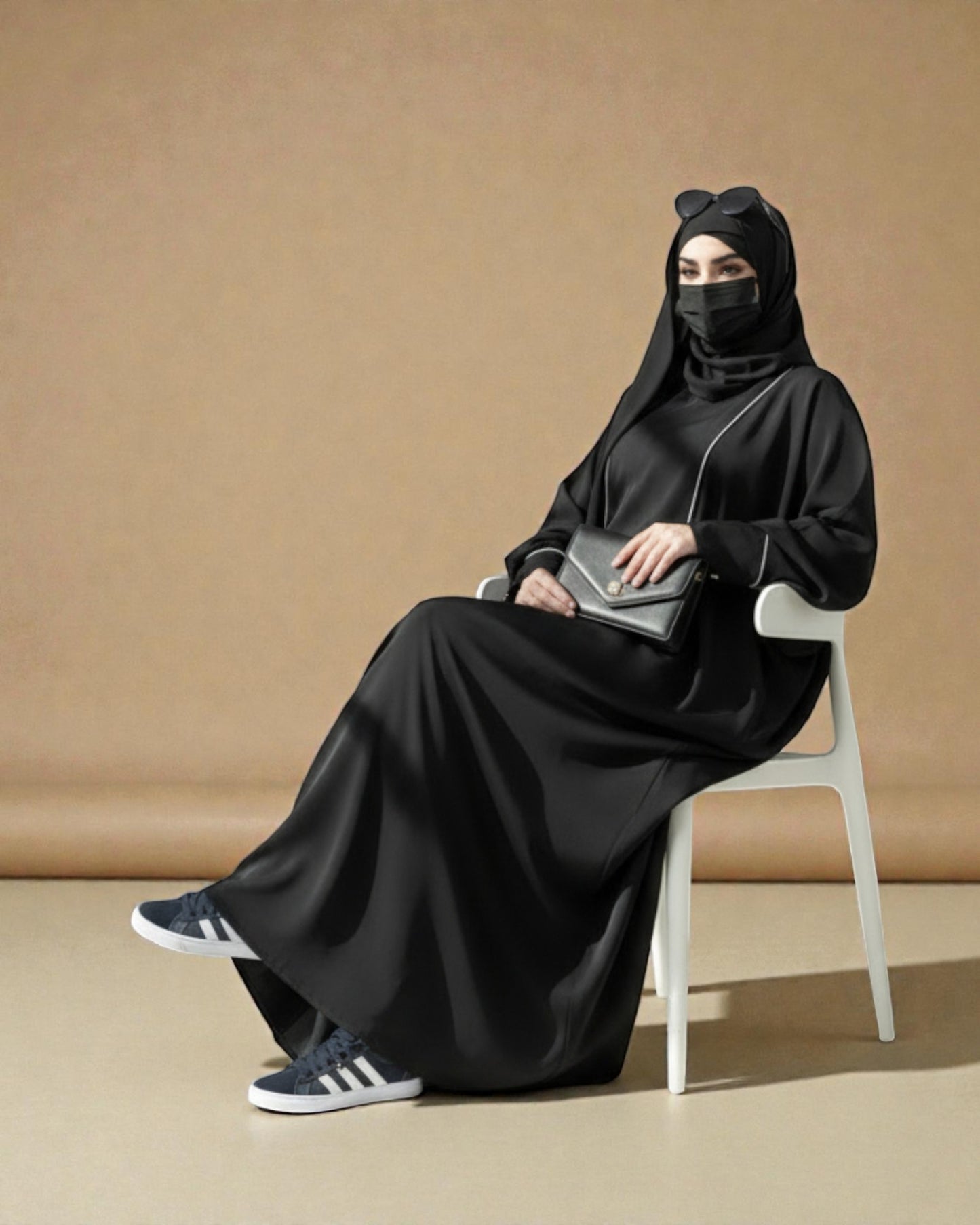 Free Size Kaftan with White Piping, Zipper Opening & Cuffed Sleeves in Premium Fabric, Includes Hijab