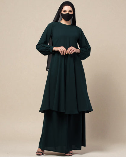 Modest Co-ord Set: Loose-Fit Long Top with Elasticated Sleeves and Flared Skirt.