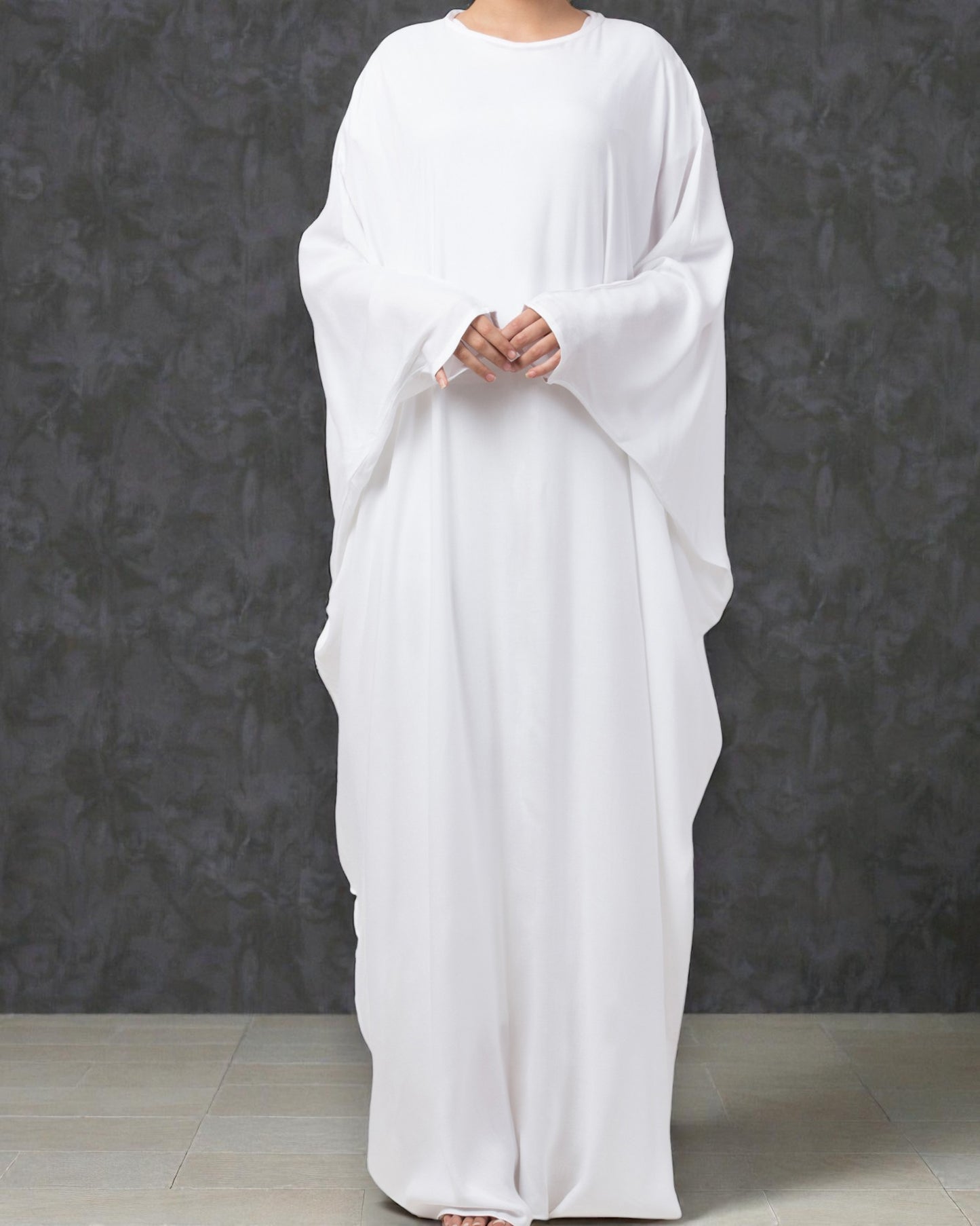 Simple White Kaftan In Firdaus Fabric For Hajj and Umrah