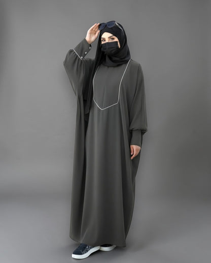 Free Size Kaftan with White Piping, Zipper Opening & Cuffed Sleeves in Premium Fabric, Includes Hijab