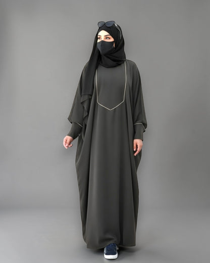 Free Size Kaftan with White Piping, Zipper Opening & Cuffed Sleeves in Premium Fabric, Includes Hijab