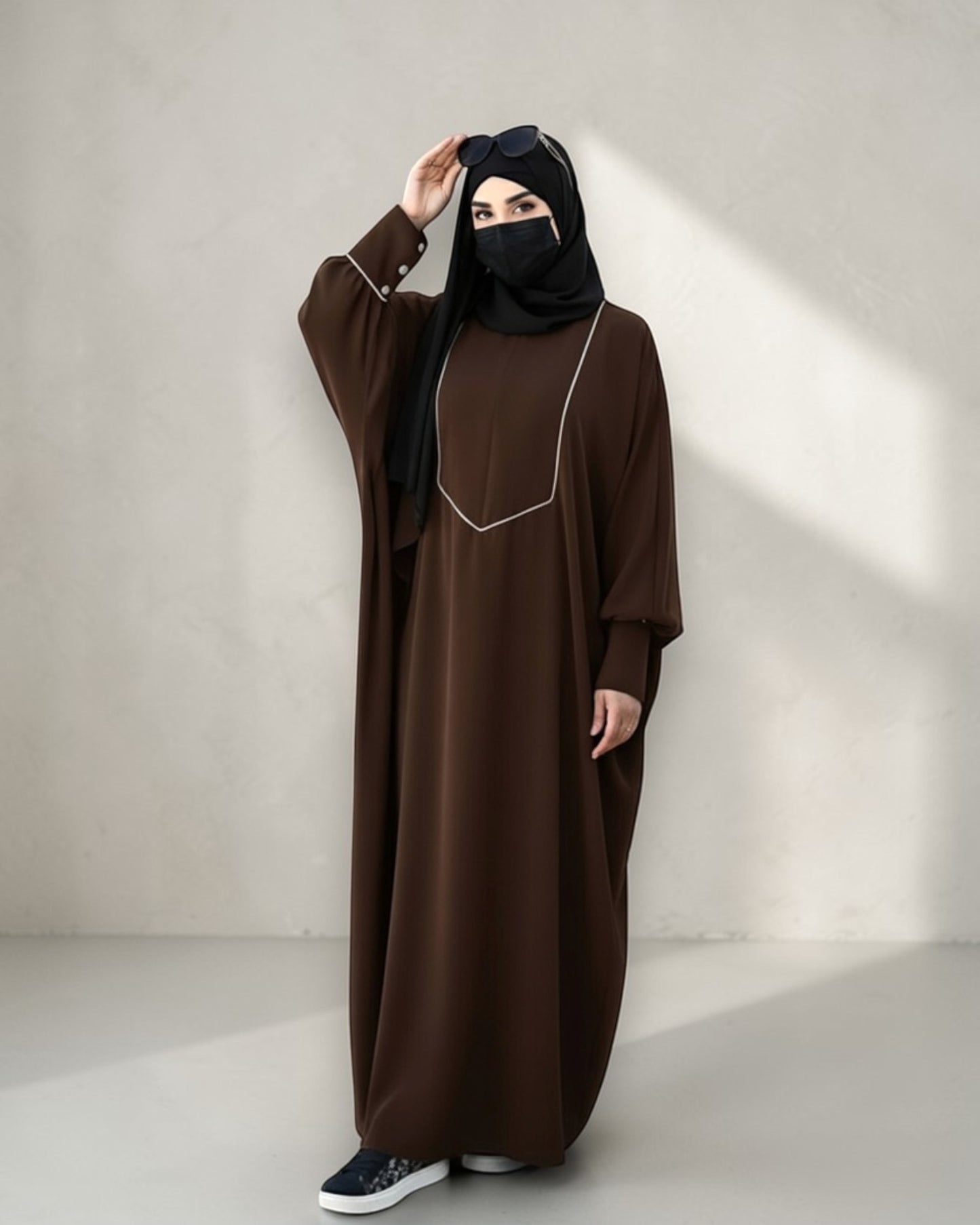 Free Size Kaftan with White Piping, Zipper Opening & Cuffed Sleeves in Premium Fabric, Includes Hijab