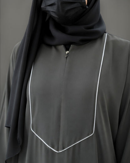 Free Size Kaftan with White Piping, Zipper Opening & Cuffed Sleeves in Premium Fabric, Includes Hijab