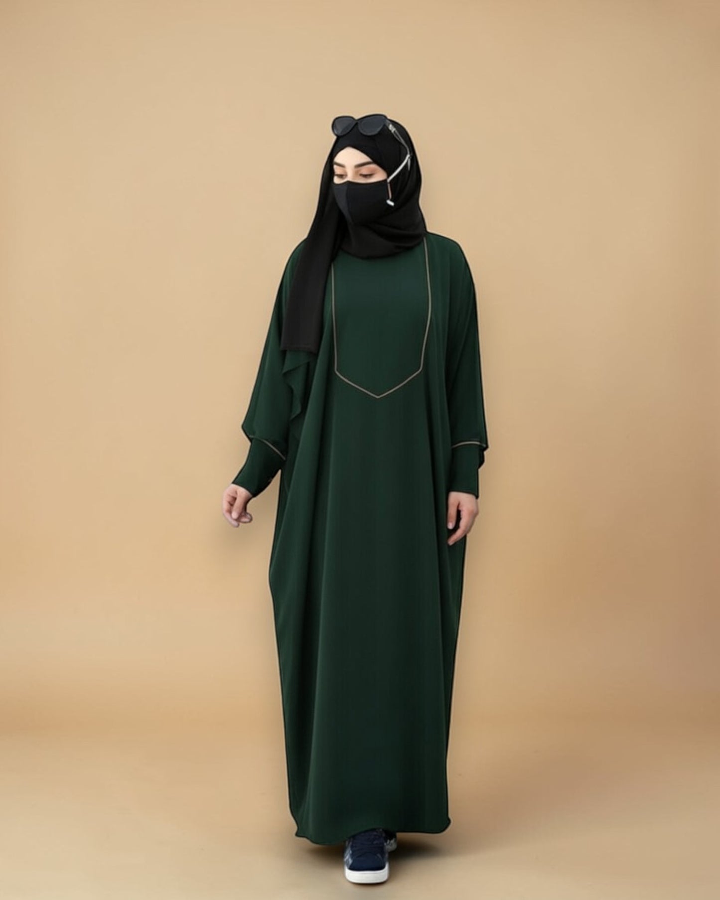 Free Size Kaftan with White Piping, Zipper Opening & Cuffed Sleeves in Premium Fabric, Includes Hijab