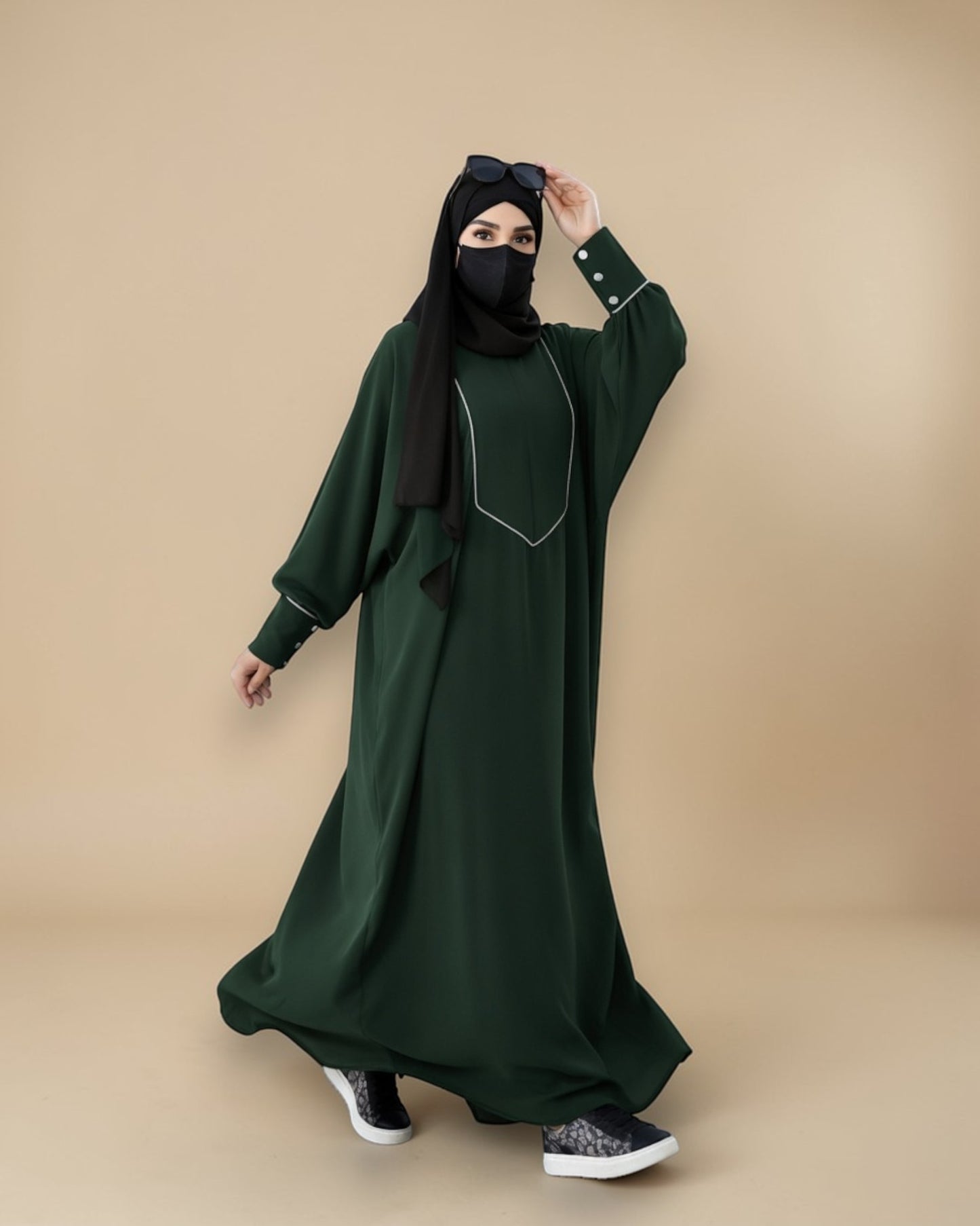 Free Size Kaftan with White Piping, Zipper Opening & Cuffed Sleeves in Premium Fabric, Includes Hijab