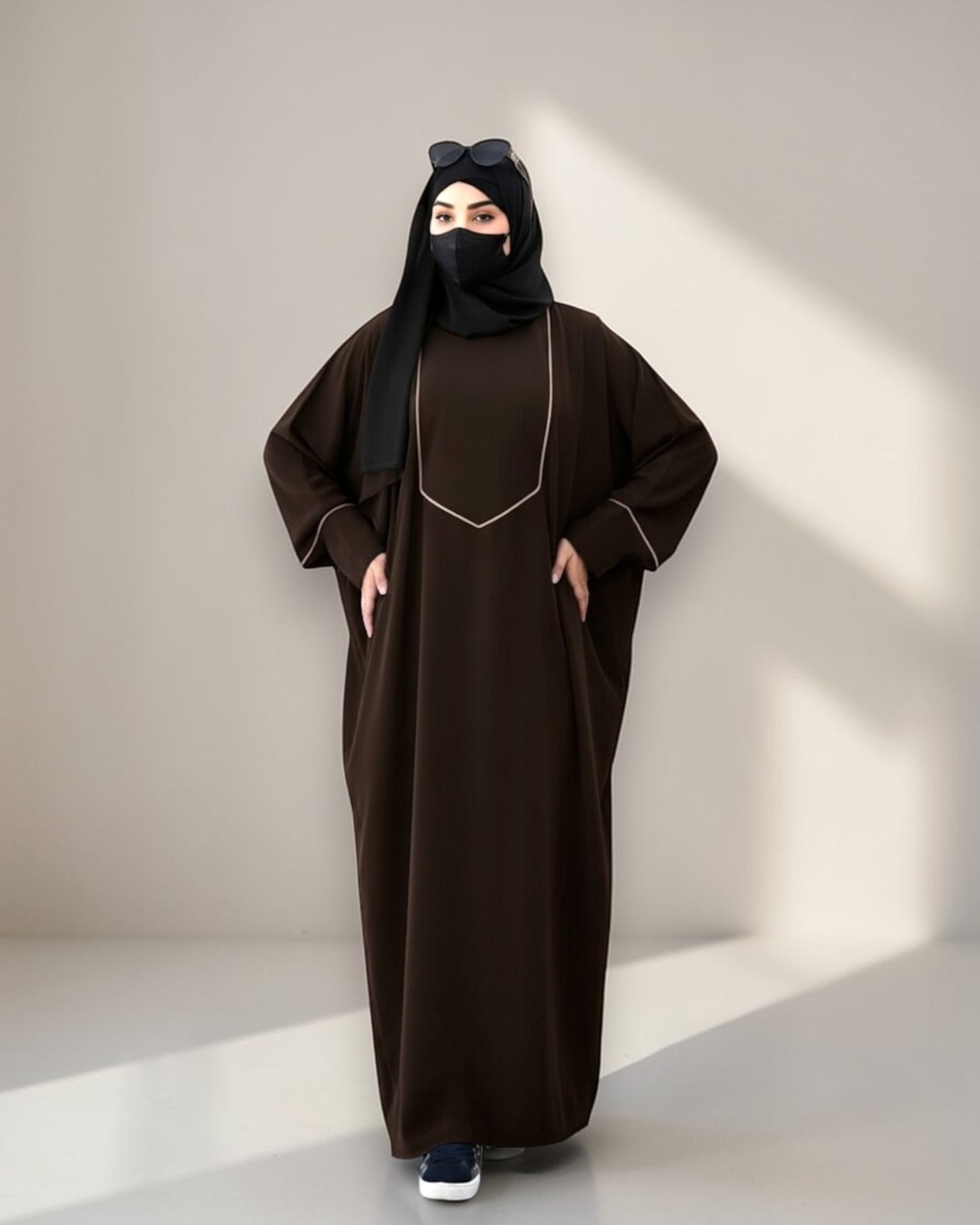 Free Size Kaftan with White Piping, Zipper Opening & Cuffed Sleeves in Premium Fabric, Includes Hijab