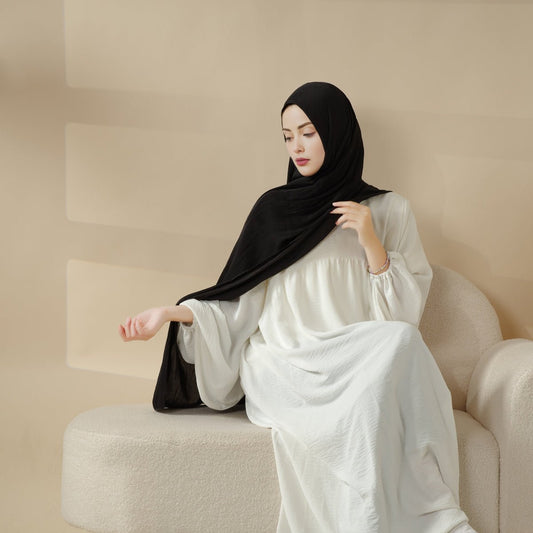 Elegant Loose-Fit Abaya with Balloon Sleeves