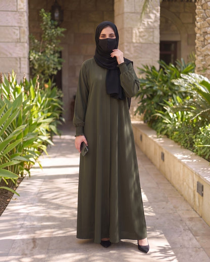 Front Open Abaya with Zipper Opening, Umbrella Flare and Matching Belt
