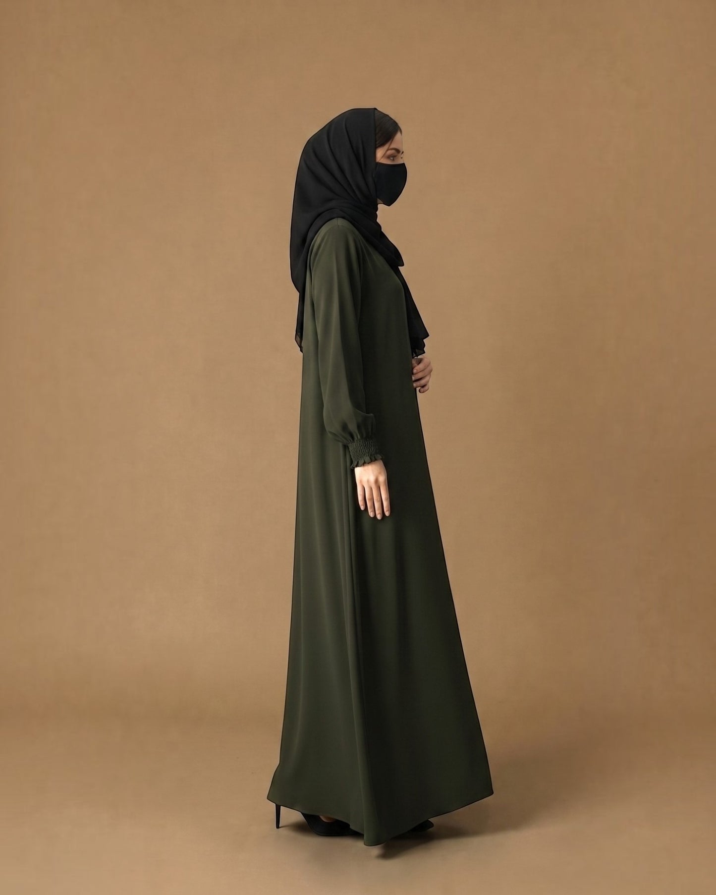 Front Open Abaya with Zipper Opening, Umbrella Flare and Matching Belt