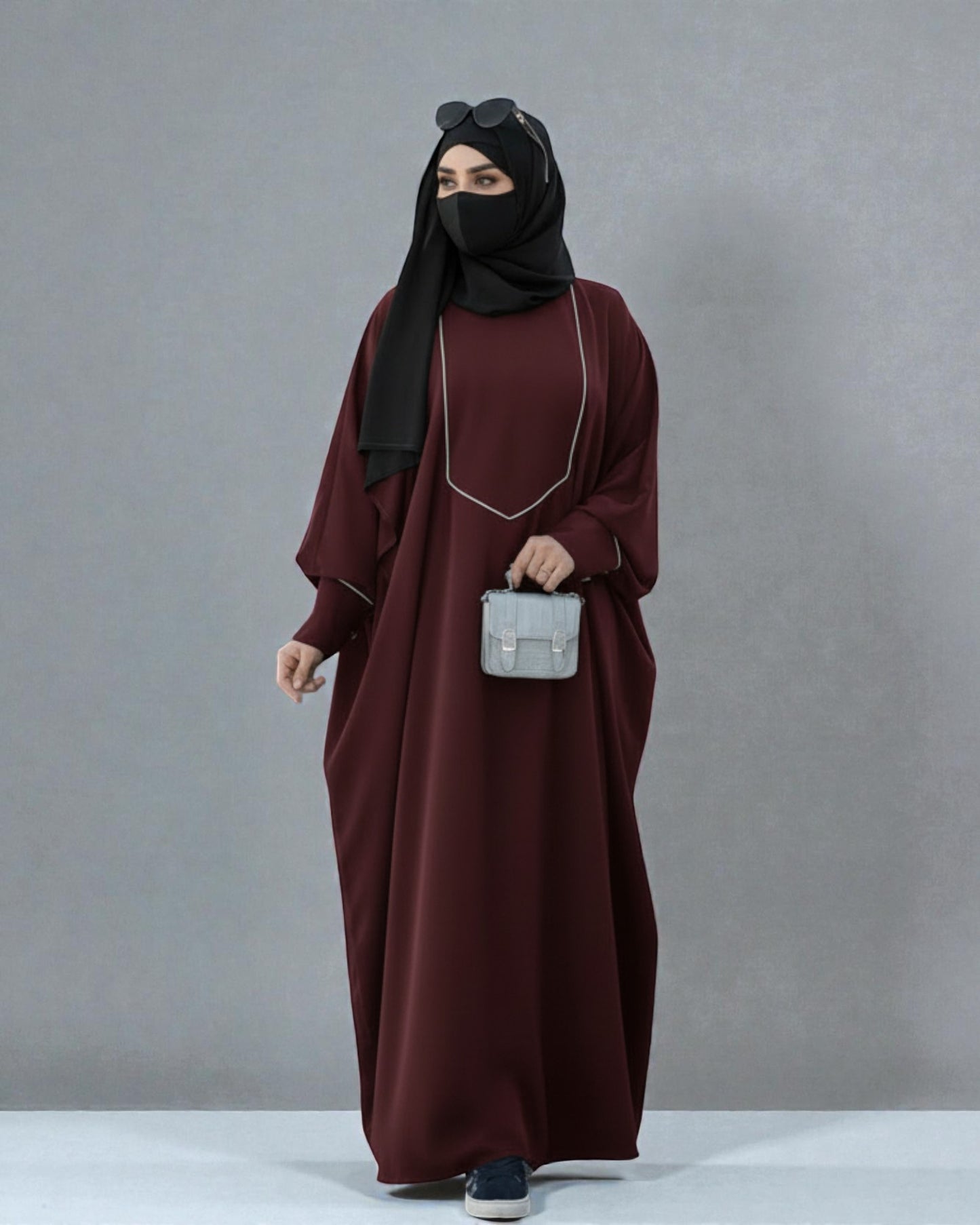 Free Size Kaftan with White Piping, Zipper Opening & Cuffed Sleeves in Premium Fabric, Includes Hijab
