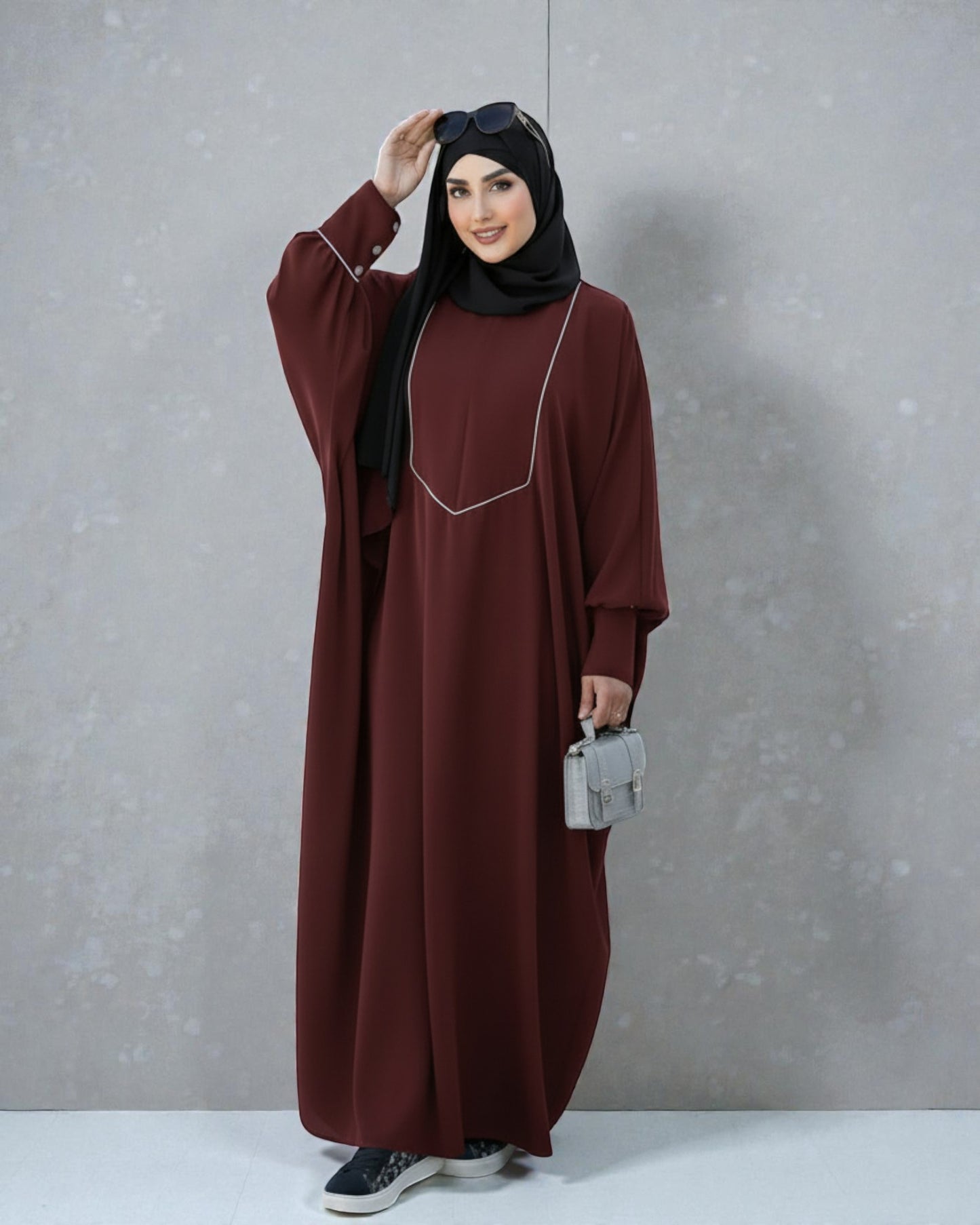 Free Size Kaftan with White Piping, Zipper Opening & Cuffed Sleeves in Premium Fabric, Includes Hijab
