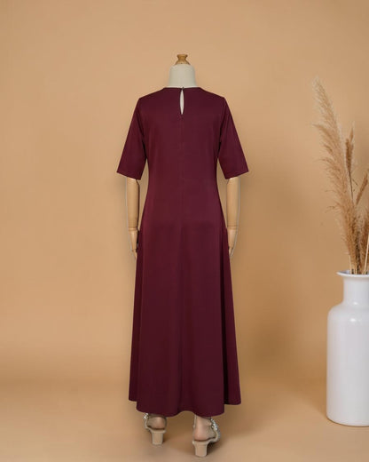 Half Sleeves Inner Abaya in Flow Crepe Fabric with Back Keyhole | Maroon